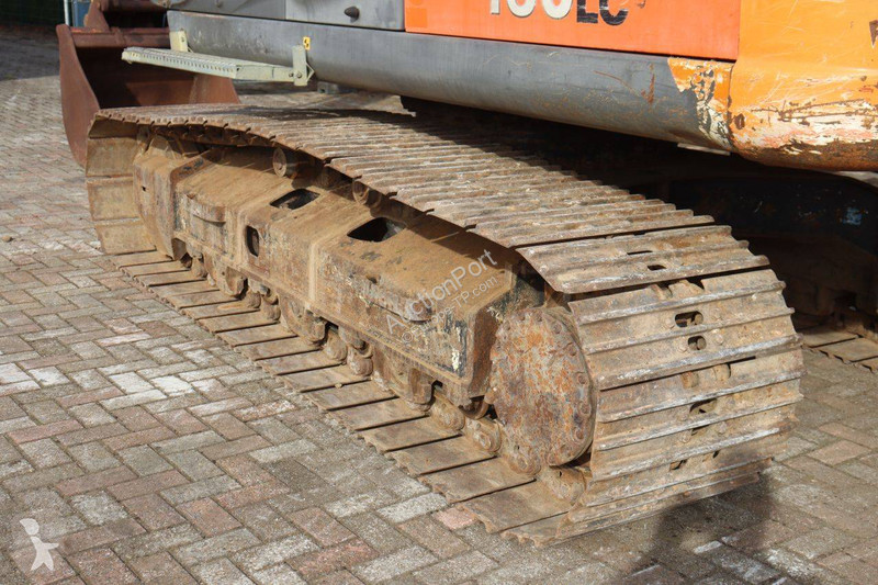 جرافة Hitachi