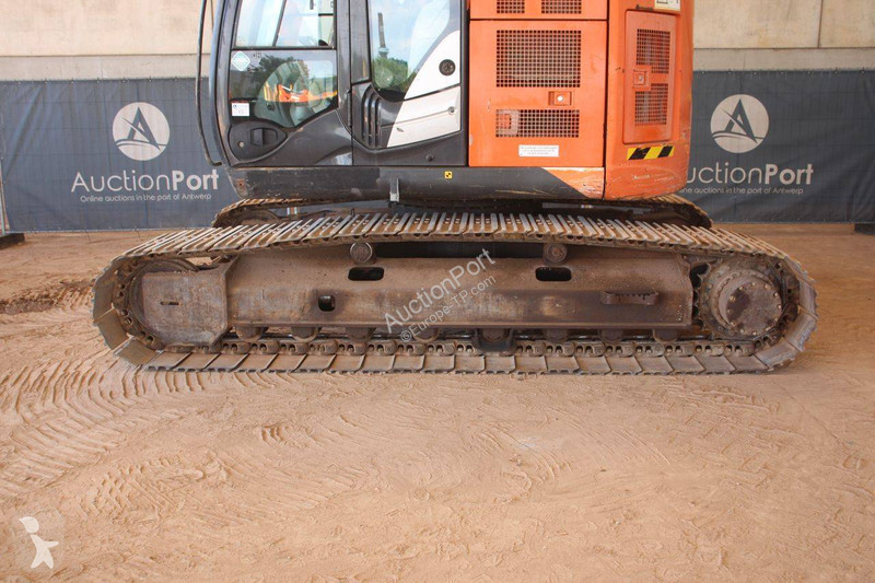 جرافة Hitachi 5B