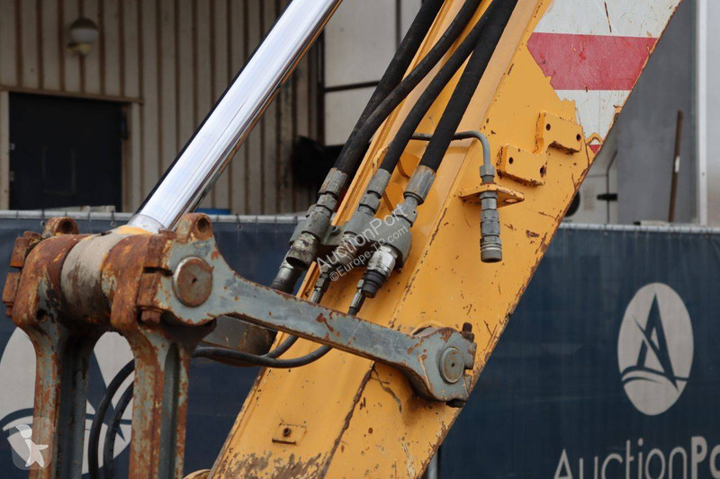 جرافة Liebherr