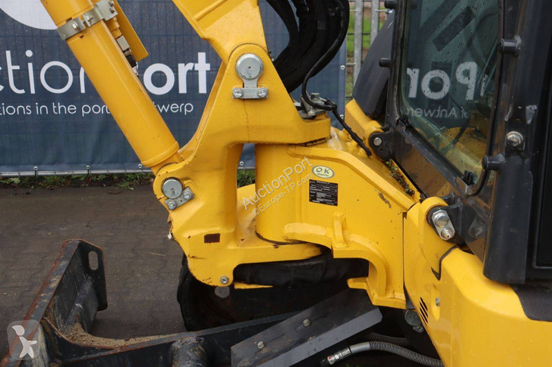 Excavadora Komatsu PC55MR-5E0