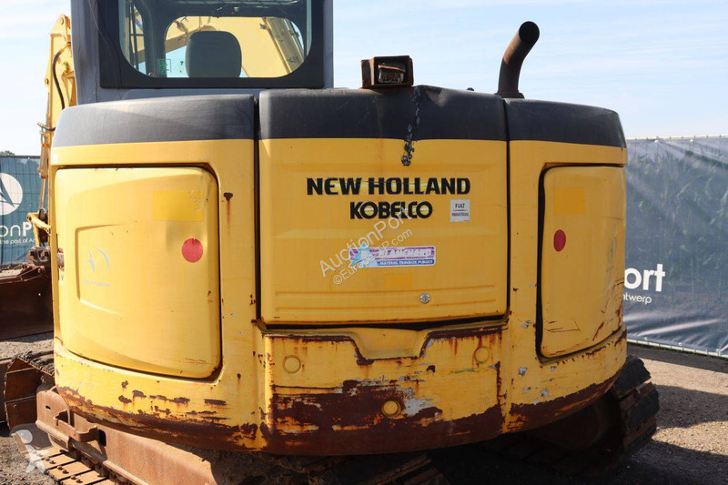 جرافة New Holland Kobelco