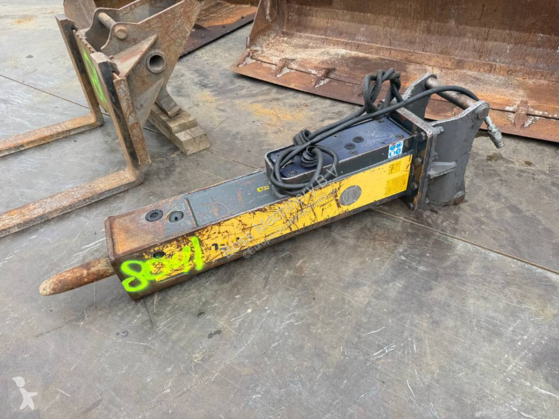جرافة Mecalac - Many extra attachments! Auto Lube