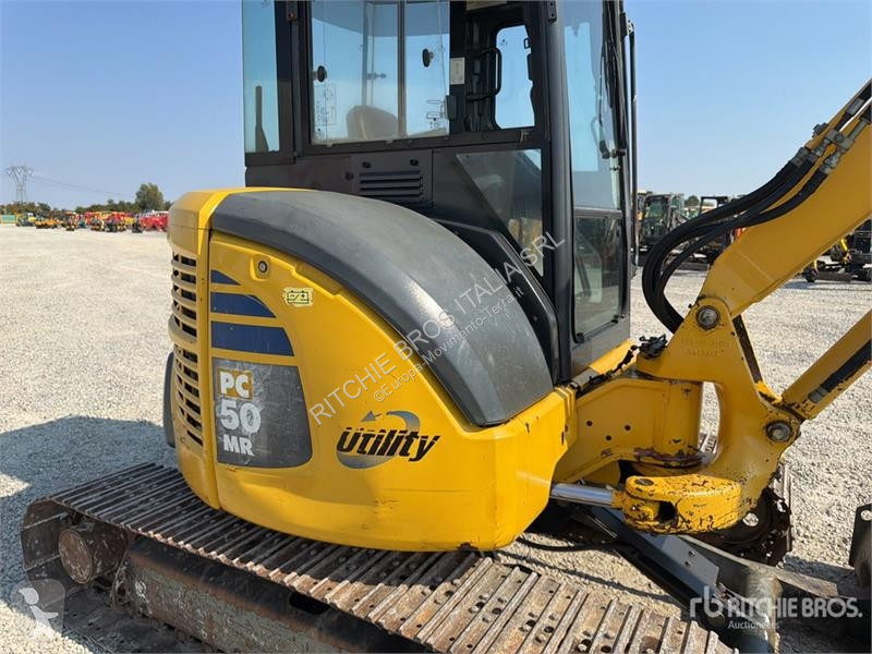 جرافة Komatsu