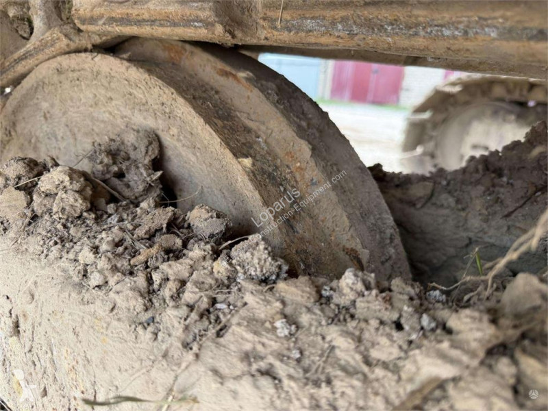 جرافة JCB