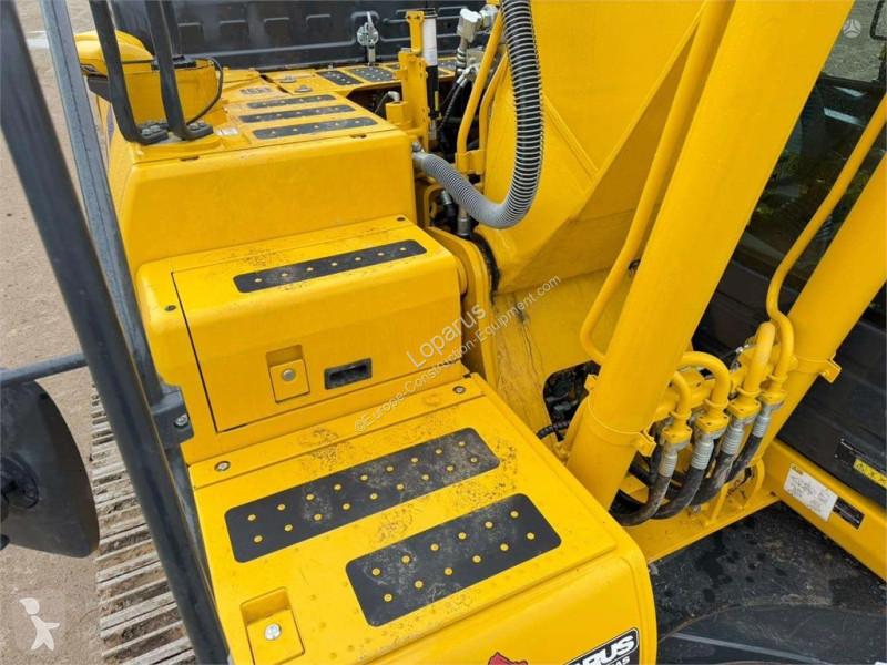 جرافة Komatsu LC11 E0
