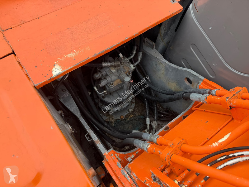 جرافة Hitachi ZX210 LC1