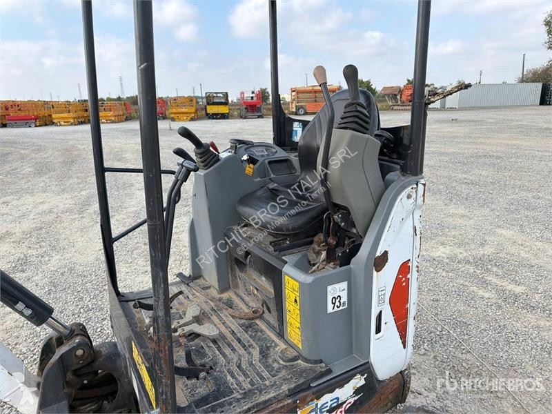 Skovel Bobcat E17 Mini Excavator