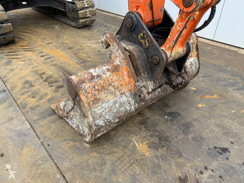 جرافة Hitachi - Hammer Lines / Automatic Greasing