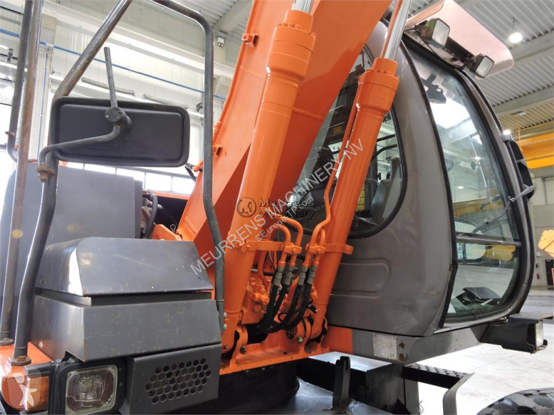 Skovel Hitachi
