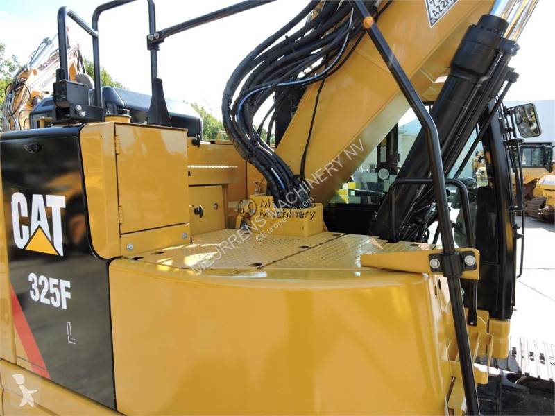 Excavadora Caterpillar 325 F LCR