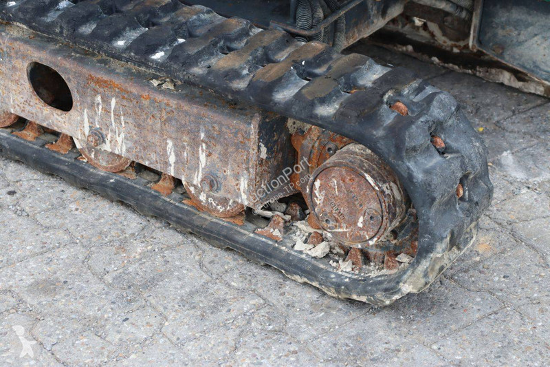 Pelle Hitachi YSR