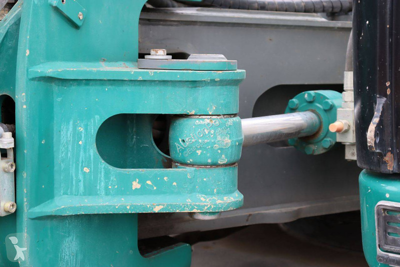 Pelle Liebherr Compact