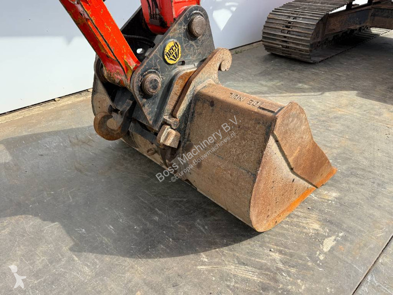 Pelle New Holland Kobelco E235B SR2 - 360°...