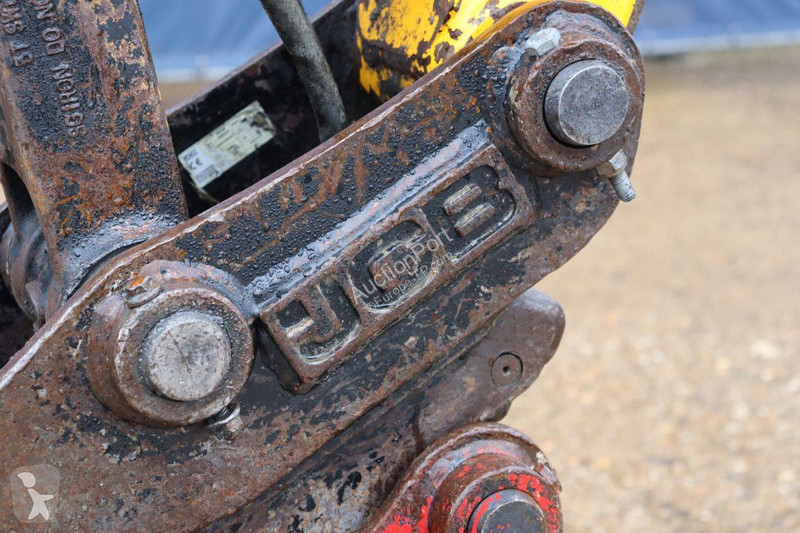 Pelle JCB Z1