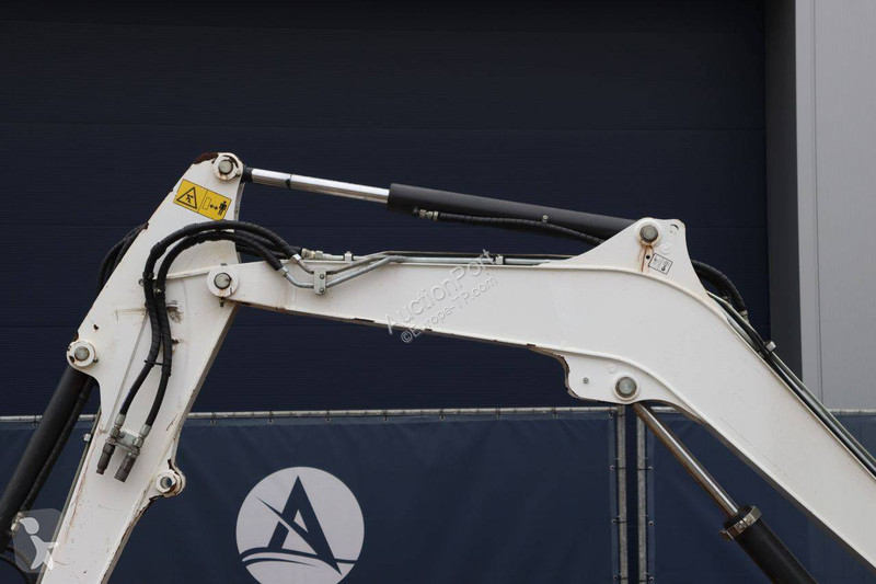 Pelle Bobcat Z