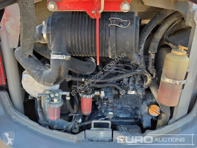 جرافة Yanmar ViO25-4