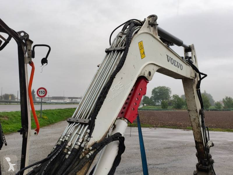 Багер Volvo ECR58F / Certificat CE endommagée