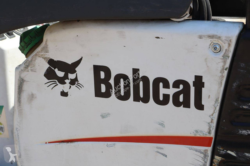 Багер Bobcat