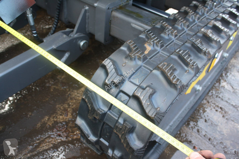 جرافة Terex E19