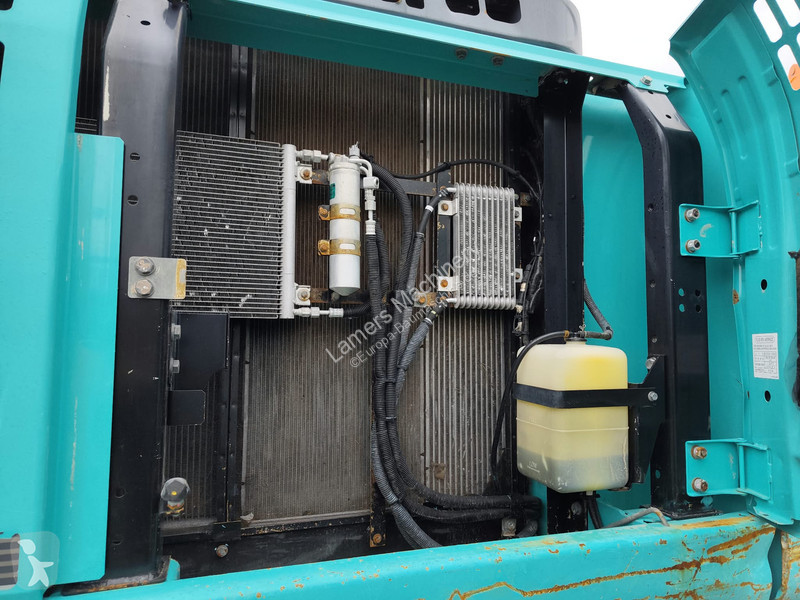 جرافة Kobelco SK350 NLC-9 .