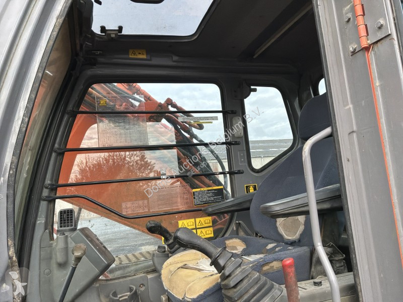 Excavator Hitachi Zaxis 180 LC