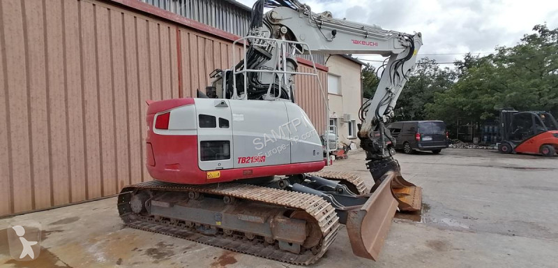 جرافة Takeuchi 2150