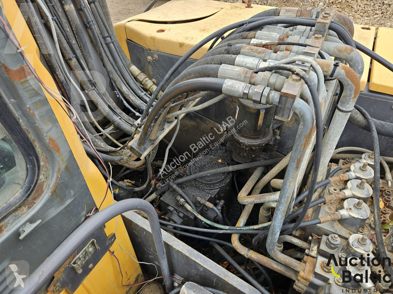 Escavadora Volvo