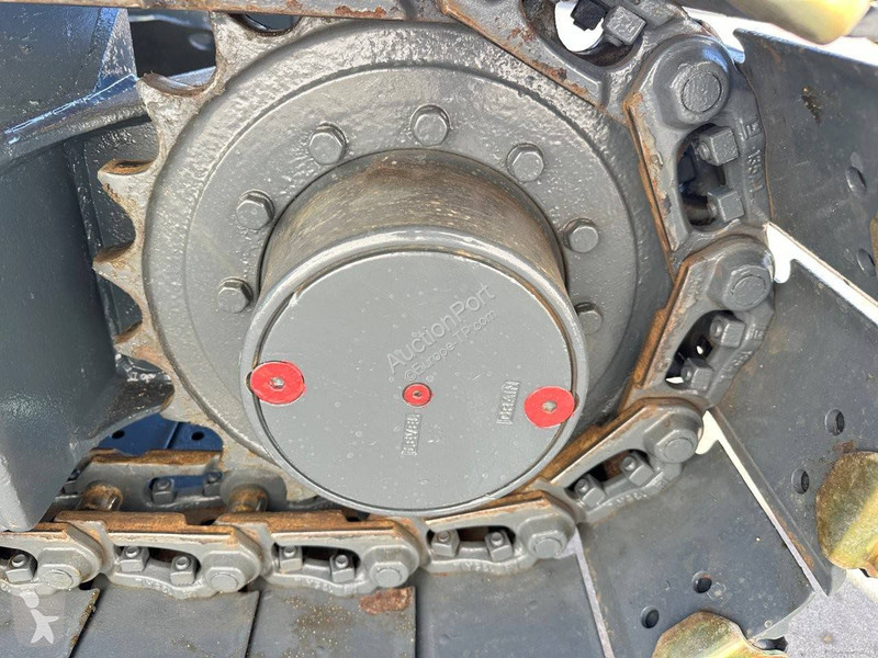 Escavadora Volvo D