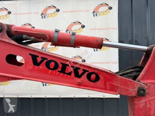 Escavadora Volvo ECR25D