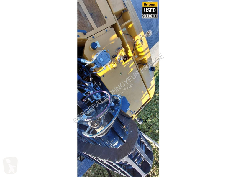 Excavadora Caterpillar MH3024