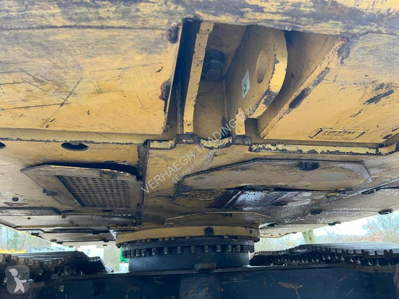 Escavatore Caterpillar L - 323 DL -