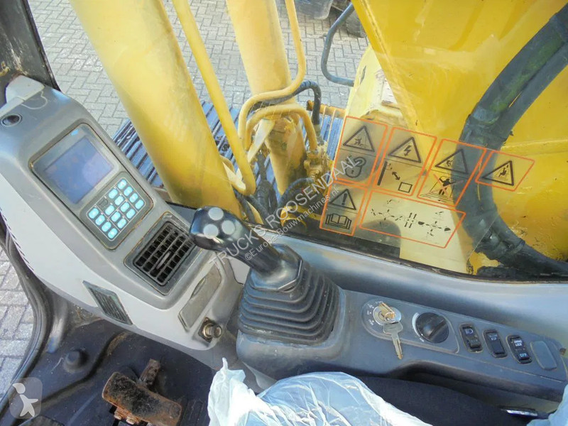 Excavator Komatsu K Galeo + Bucket + Hamer functie
