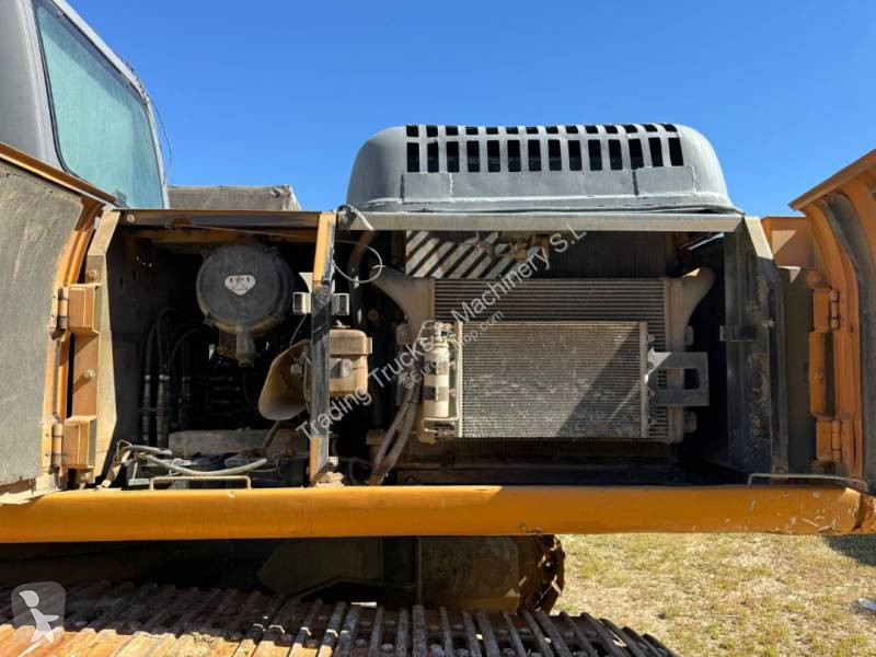 Excavadora Case