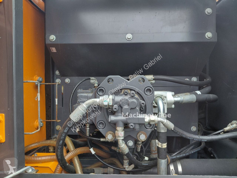 Excavator Doosan DX225