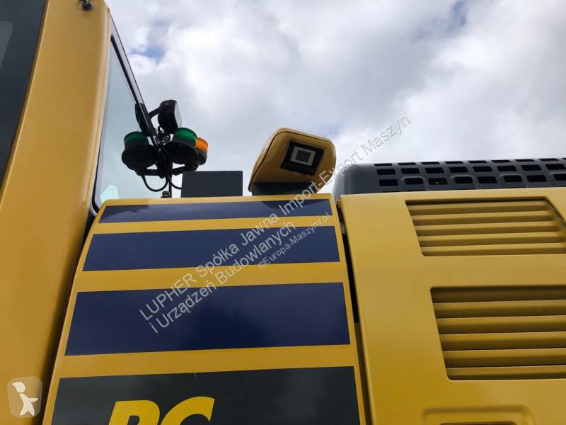 Excavator Komatsu PC290LC-11E0