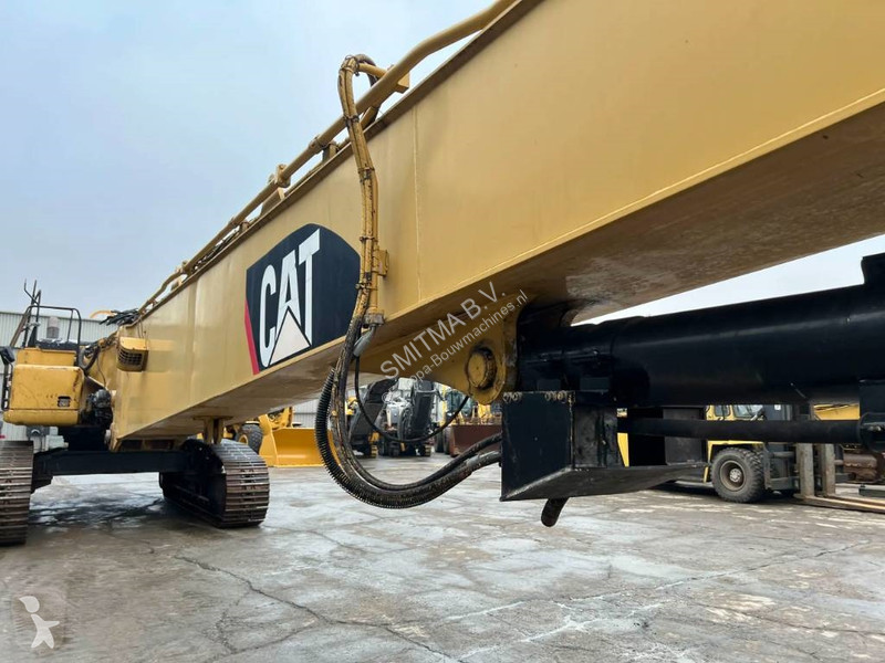 جرافة Caterpillar L UHD - 27m - OilQuick
