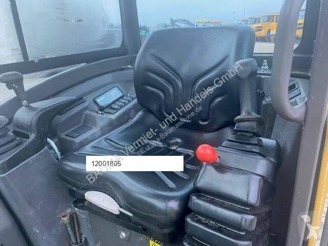 Escavadora Volvo EC 20 E MIETE / RENTAL (12001805)