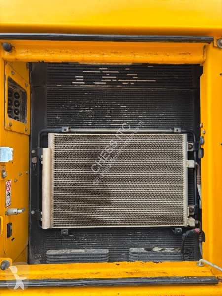 Escavadora JCB 220 XL 4F  --  220X lc  --  220...