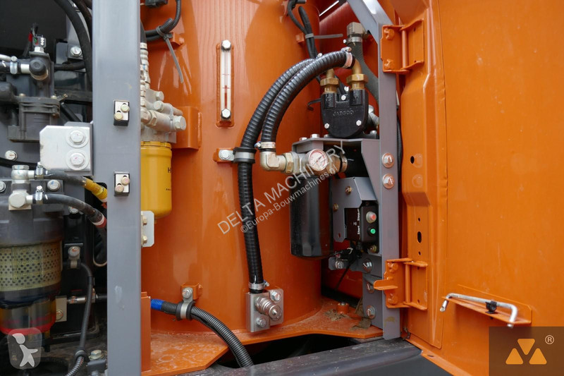 Excavadora Hitachi 0LC-7