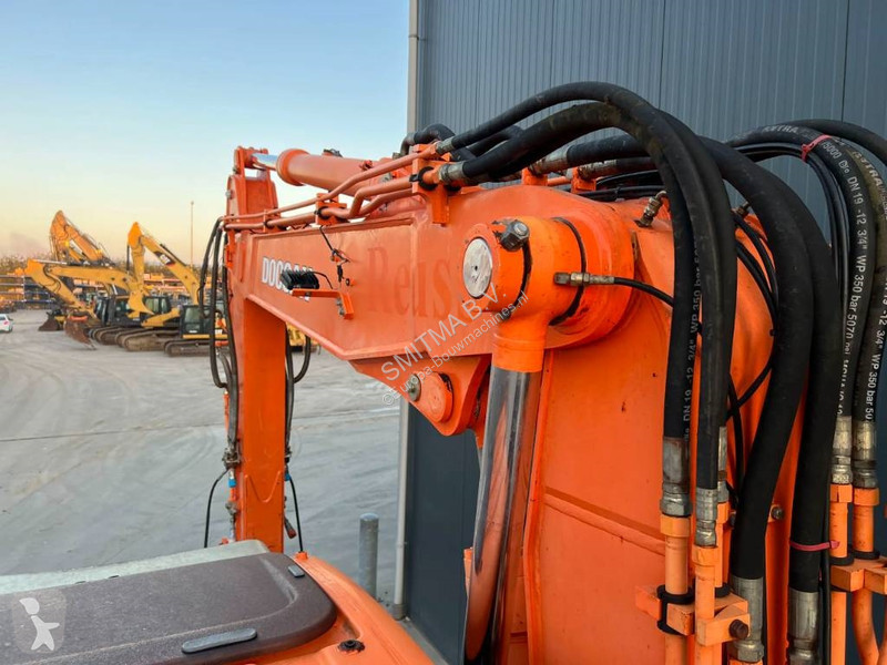 جرافة Doosan