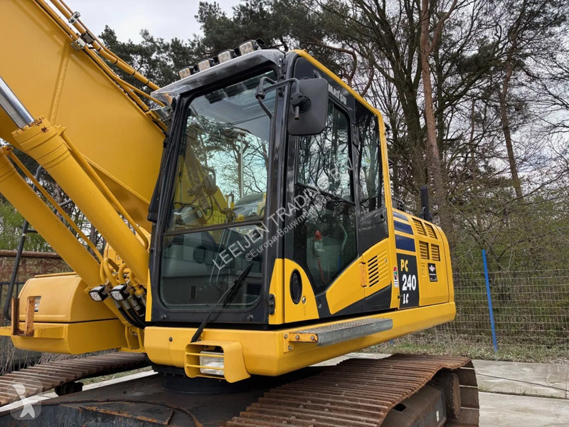 Escavadora Komatsu LC-11 tracked excavator,...