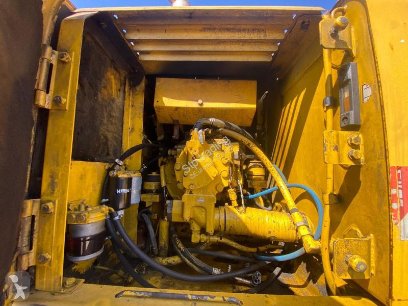 Graafmachine Komatsu 130ES-6K
