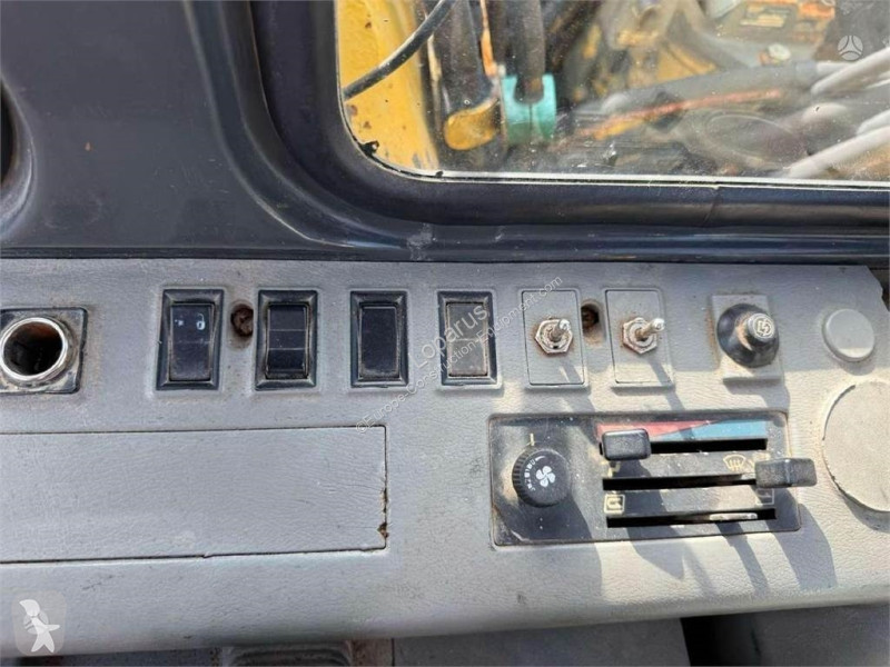 Graafmachine Komatsu LC-6K