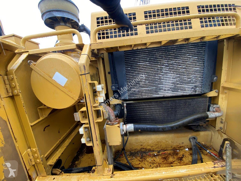 Escavatore Caterpillar NVT