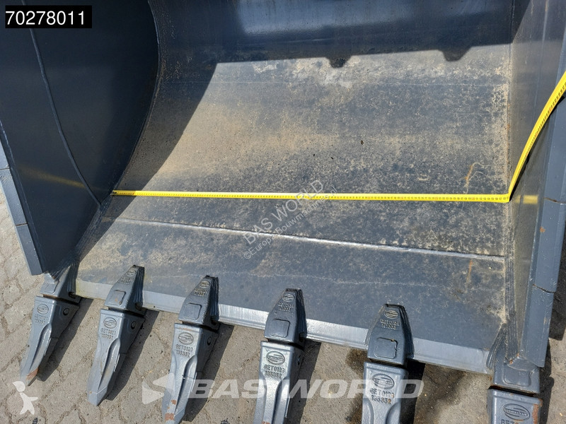 Escavatore Volvo C220