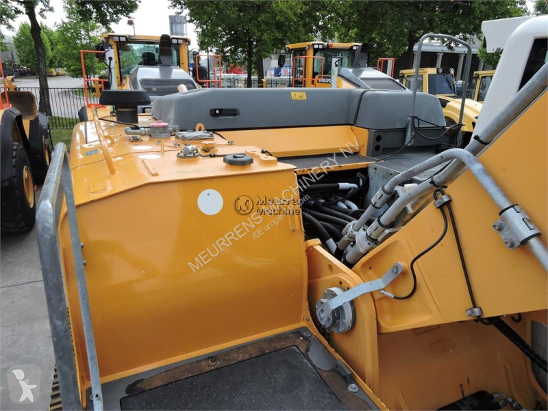 Excavadora Liebherr LC