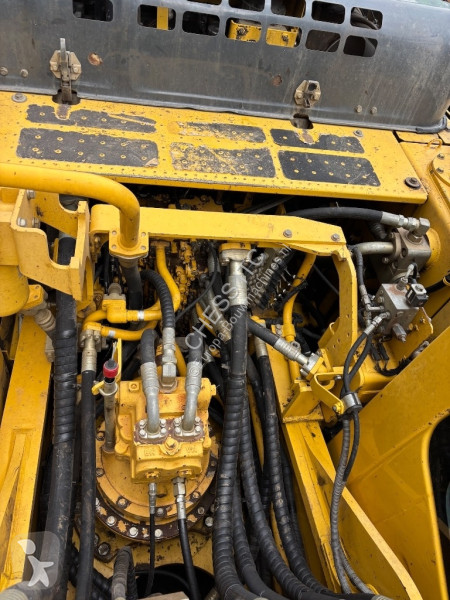 Lopatový nakládač Komatsu LC-10