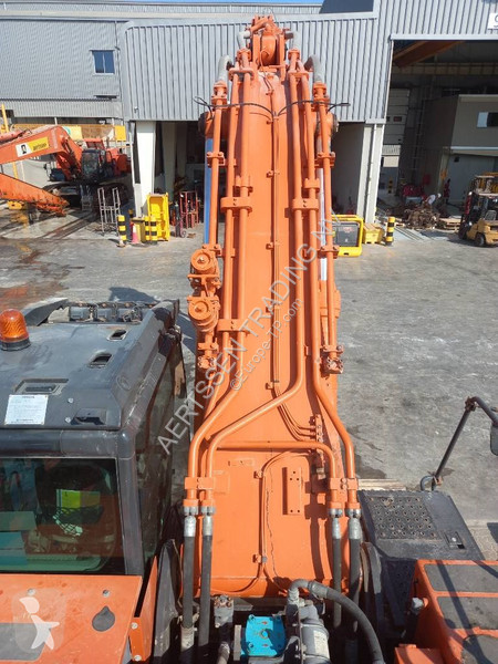 Graafmachine Hitachi -5G (Abu Dhabi)