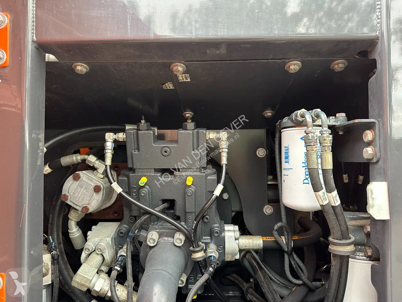 Excavator Doosan -5