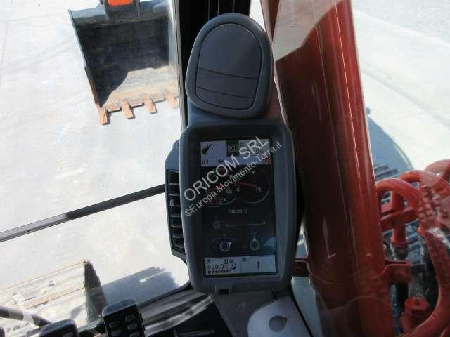 Escavadora Hitachi ZX160 LC-5B